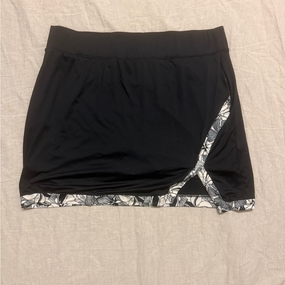 Black Floral Women's Skort